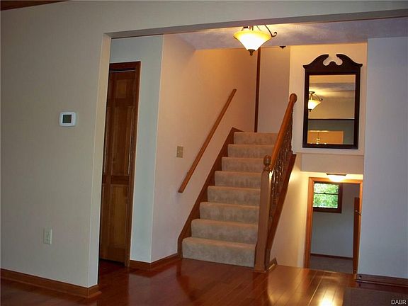 3rd image of 369 Citadel Dr