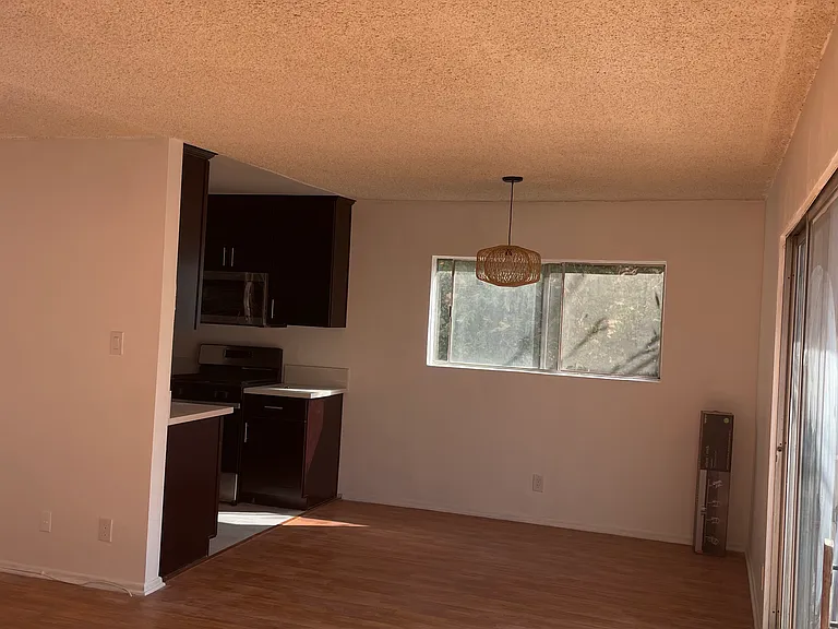 1125 Rexford Dr #3 — Photo 8