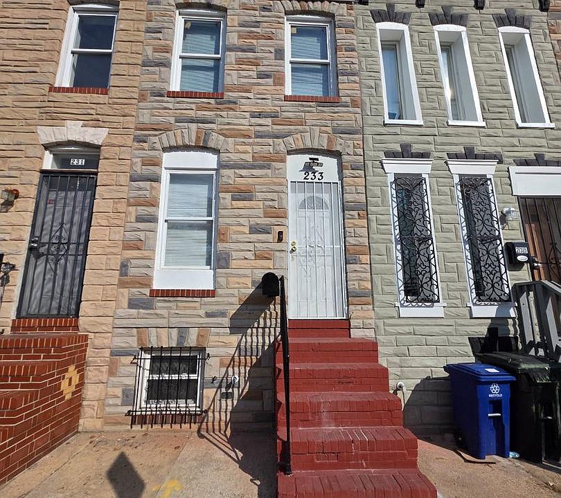 1st image of 233 S Calhoun St
