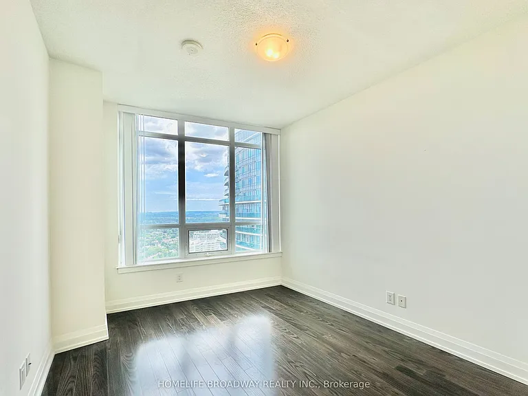 7161 Yonge St #2833 — Photo 16