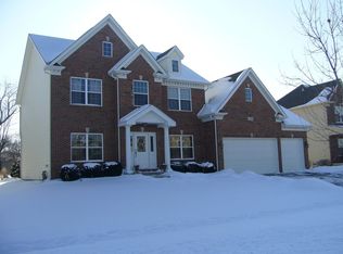724 Arrowhead Dr, Yorkville, IL 60560