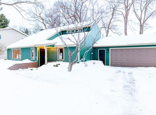 2028 Castle Ct, Norton Shores, MI