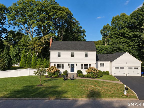 3rd image of 136 Chatham Road