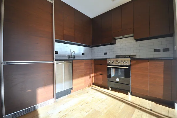 Rented by Keller Williams NYC | media 32