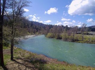 3040 Goose Ranch Rd, Lewiston, CA 96052