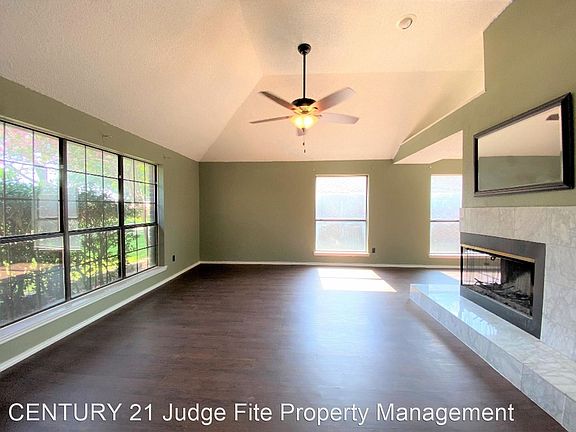 3rd image of 1514 Summerwind Ln