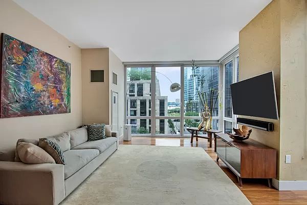 1st image of 10 W End Ave APT 5B