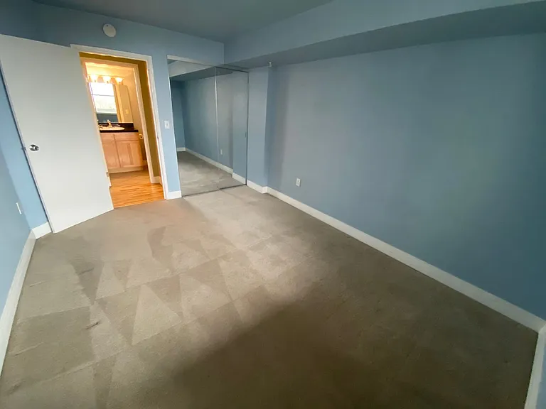 601 W 11th Ave #512 — Photo 16