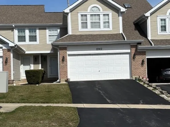 1747 Saint Ann Dr, Hanover Park, IL 60133