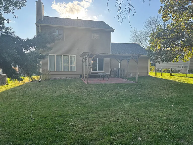 1908 Franklin Dr — Photo 20