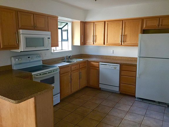 5th image of 8208 Atlantic Ave #B