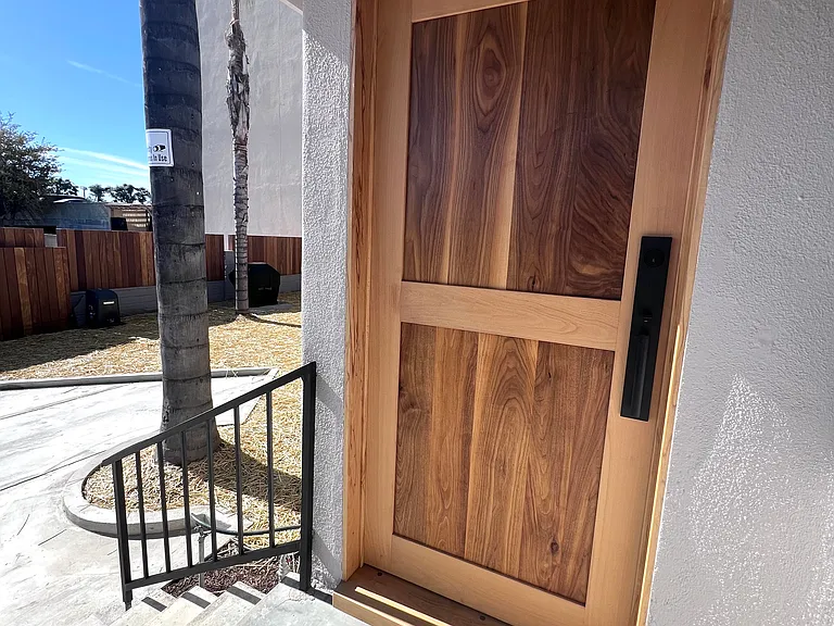 3547 E Green St #A — Photo 2