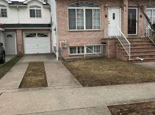 1043 Rensselaer Ave, Staten Island, NY 10309