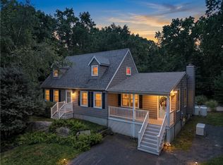 3 Oakland Rd, Richmond, RI 02892