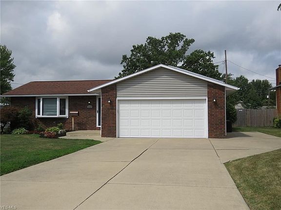 2nd image of 5424 Wanda Dr
