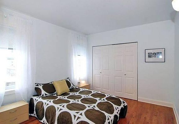 3rd image of 841 W Windsor Ave APT 6A