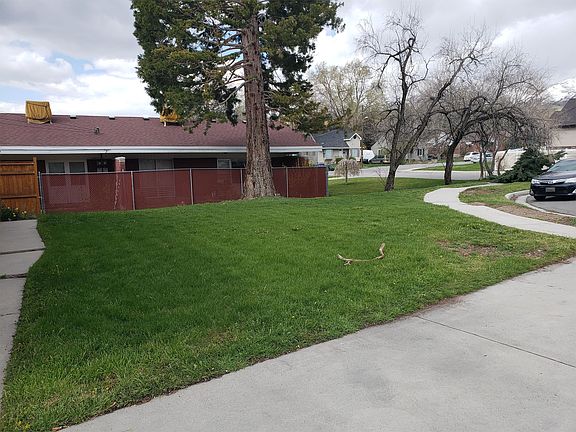 2nd image of 3212 S Verdant Cir