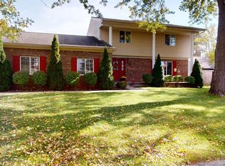 6175 Clarkston Rd, Clarkston, MI 48346