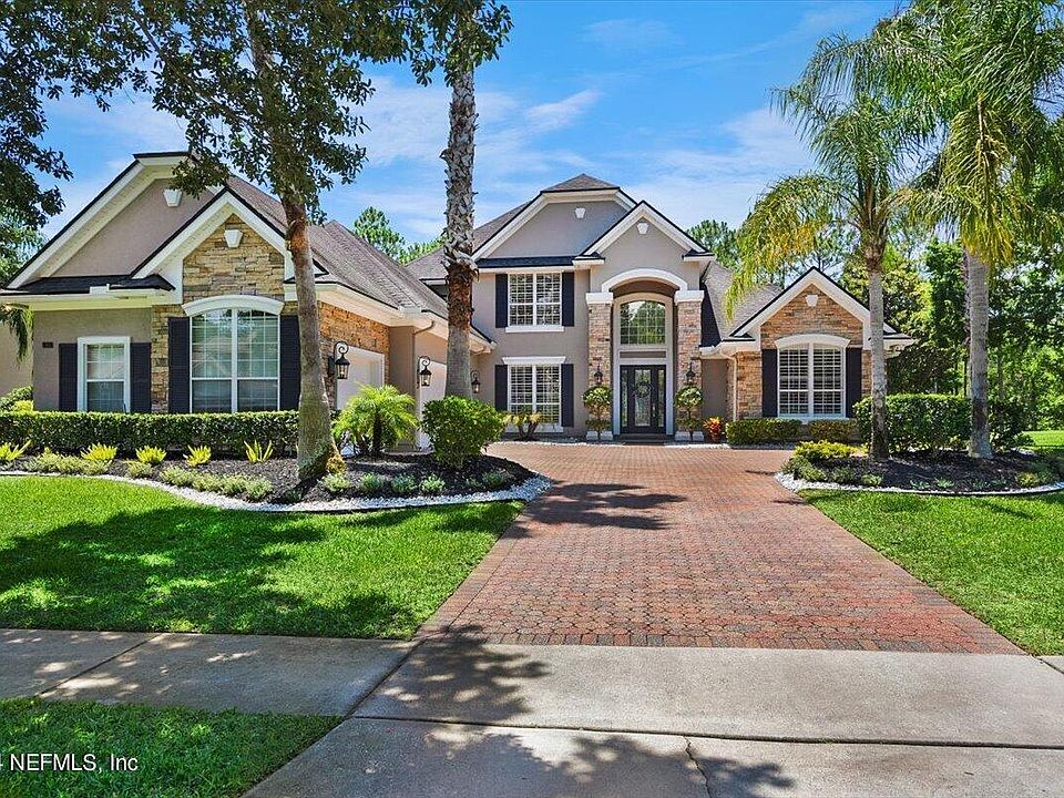 1st image of 84 BERMUDA GREENS Avenue