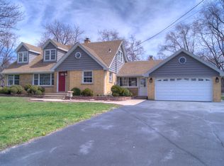 0S657 Wynwood Rd, Winfield, IL 60190