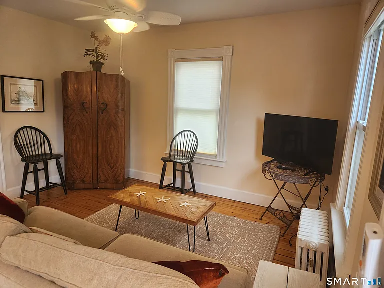 6 Coburn Ave #2 — Photo 11