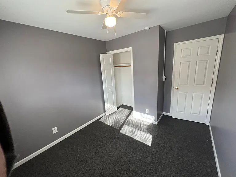 2418 Sheridan Dr — Photo 32