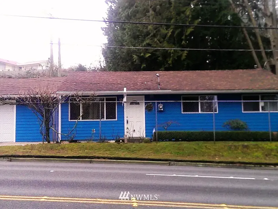 18503 15th Ave NE