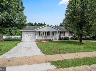 415 Linden Ln S, La Plata, MD 20646
