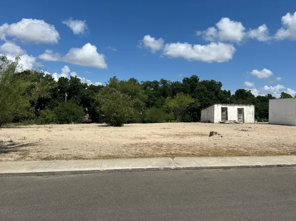 316 Bridge Spt Of 2 #B, Del Rio, TX 78840