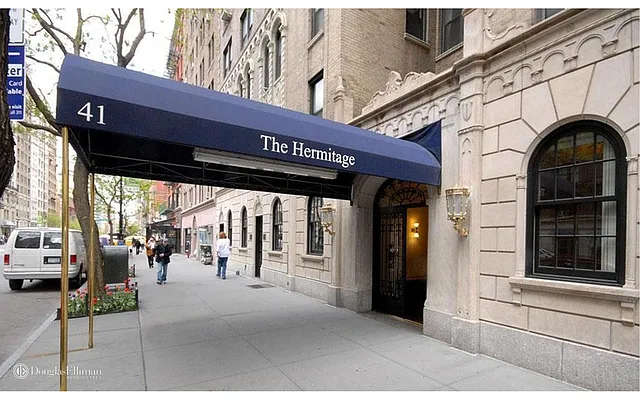 Rented by Douglas Elliman | media 21