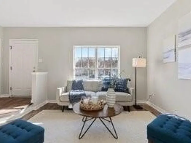 8712 Springwater Dr — Photo 11
