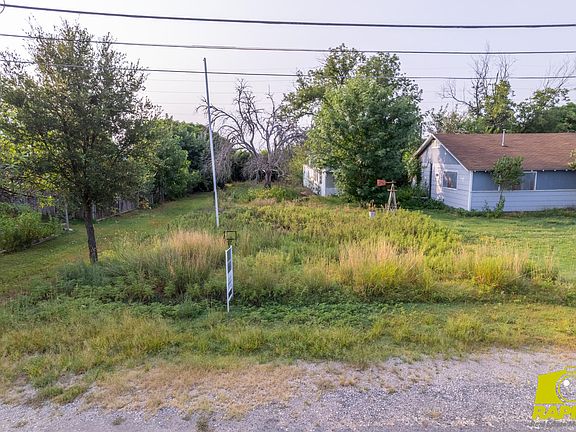 5th image of 310 S Cottonwood St #5