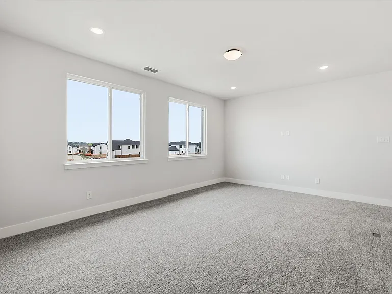 7243 Farley St — Photo 40