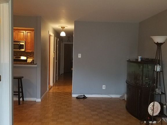 2nd image of 1113 E 93rd St APT 2