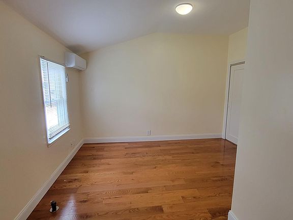 5th image of 83-35 159th St #2
