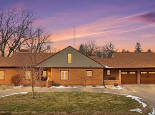 704 W Washington Blvd, Washington, IA 52353