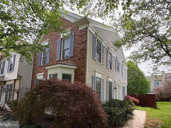 43471 Plantation Ter, Ashburn, VA 20147