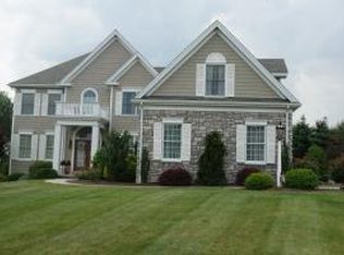 100 On The Grn, Lebanon, PA 17042