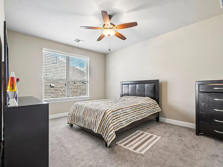 10501 Nicolet Way — Photo 25