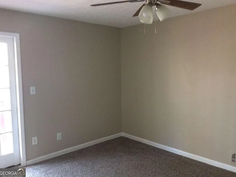 80 Homestead Pl — Photo 17