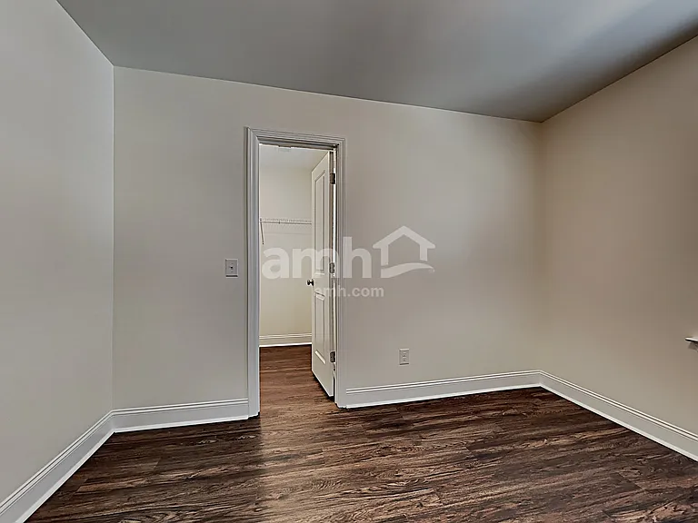 1842 Produce Ln — Photo 21