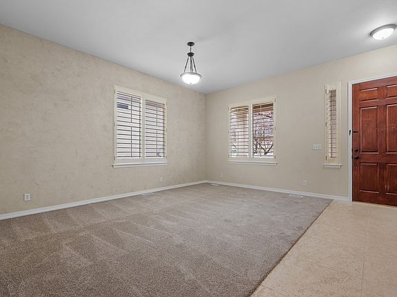 4th image of 10596 S Pinyon Pines Ct W