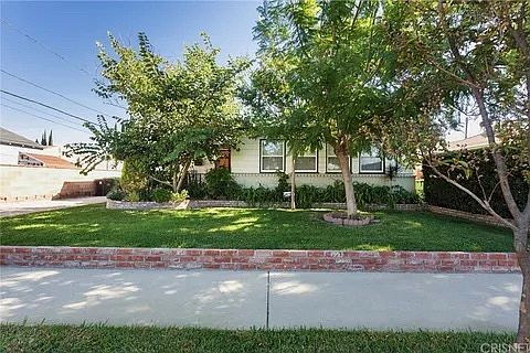 2nd image of 7344 Topeka Dr