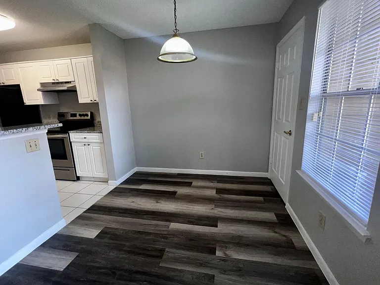 4355 Perkinshire Ln #M-104 — Photo 4