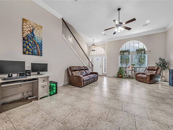 3rd image of 4275 Rock Bend Dr