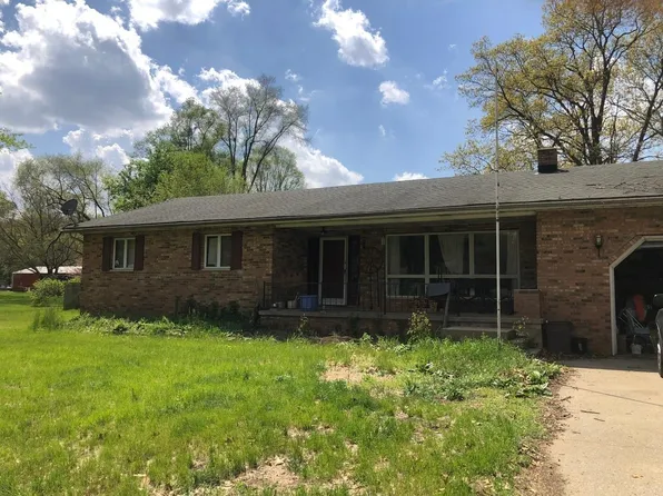 1415 S 250th Rd E, Knox, IN 46534