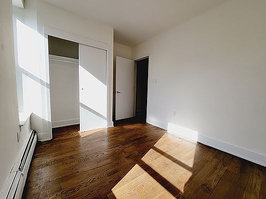 3rd image of 238 W 122nd St #11