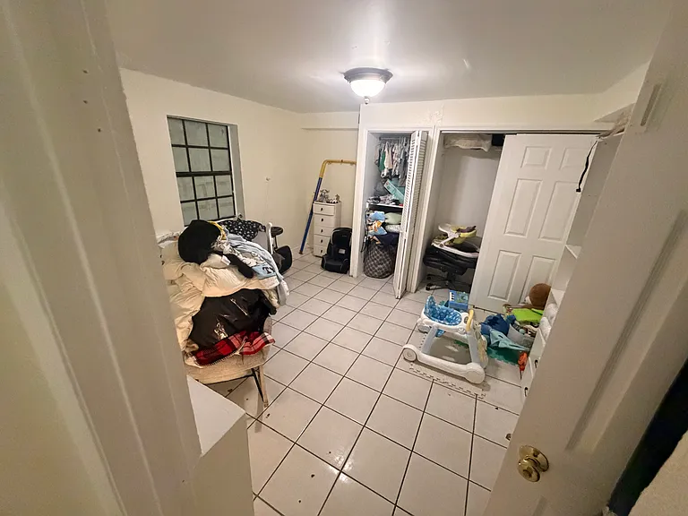 940 E 9th Pl — Photo 10