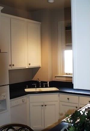 4th image of 2140 Bonnycastle Ave APT 10D
