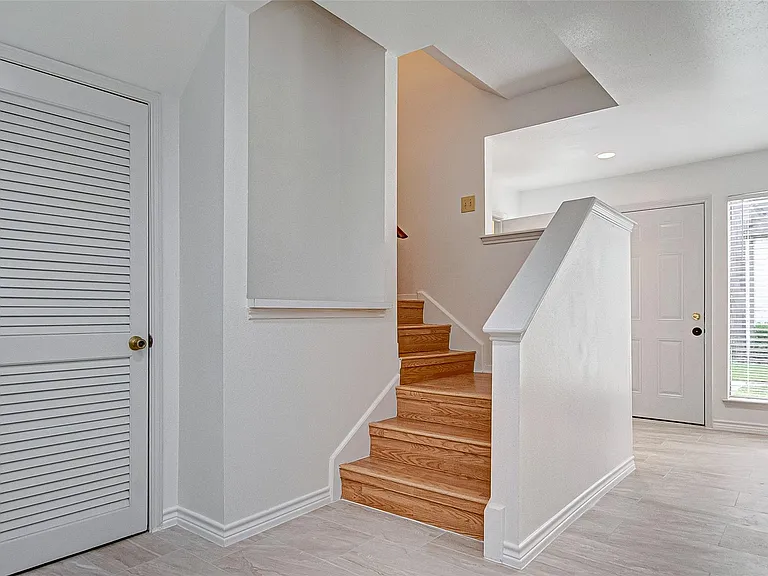 8312 Augustine Dr #D — Photo 16